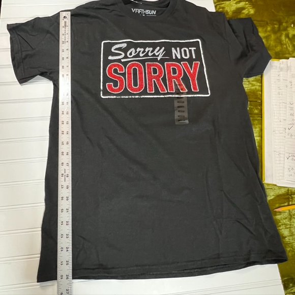 Sorry Not Sorry Graphic Tee T-shirt Men's Unisex M NWT - Picture 8 of 8